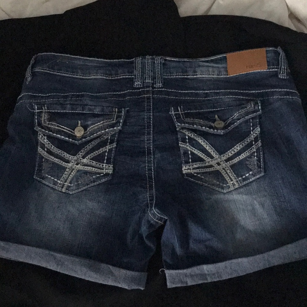 NWOT/never worn, sz. 11/12 Bermuda jean shorts